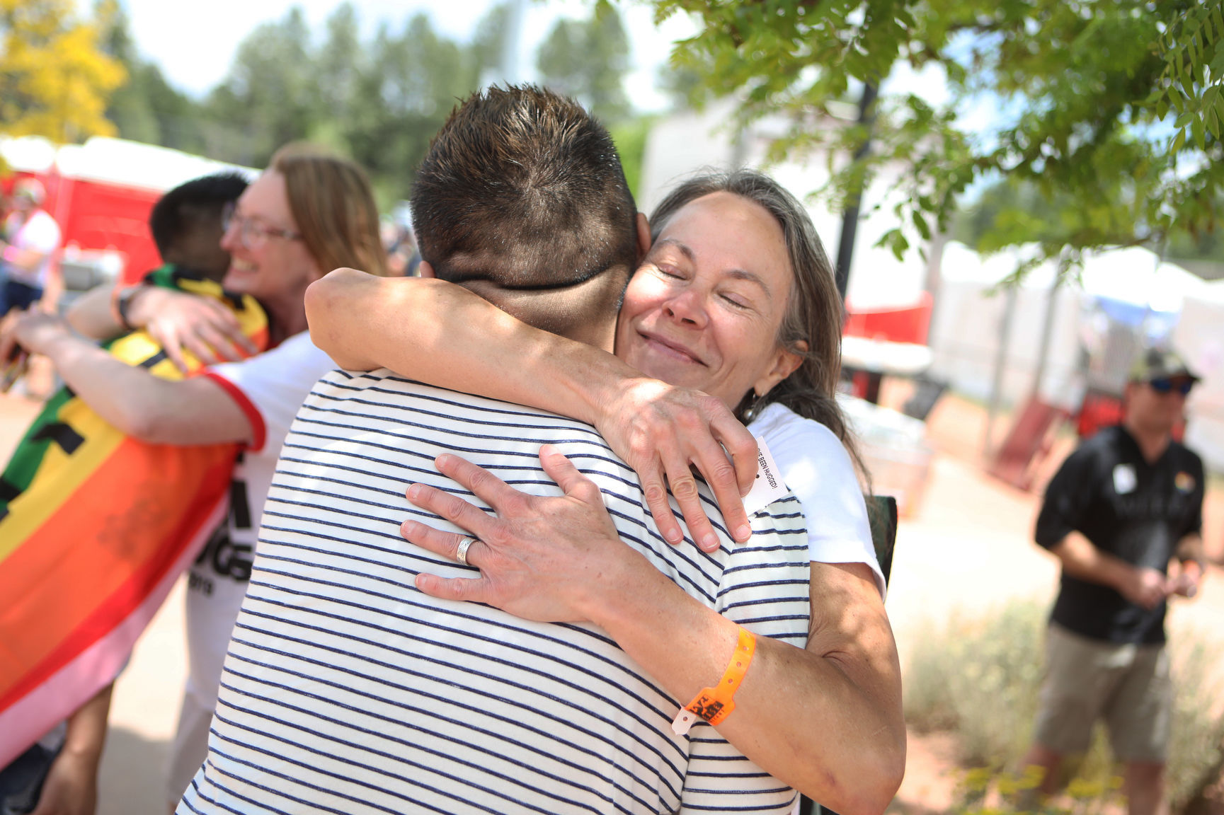 Free Mom Hugs